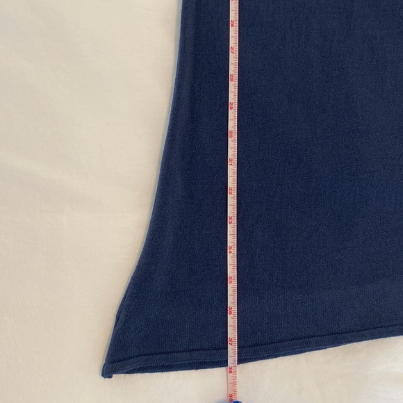 Italia women top and skirt (one set) - Picture 4 of 10